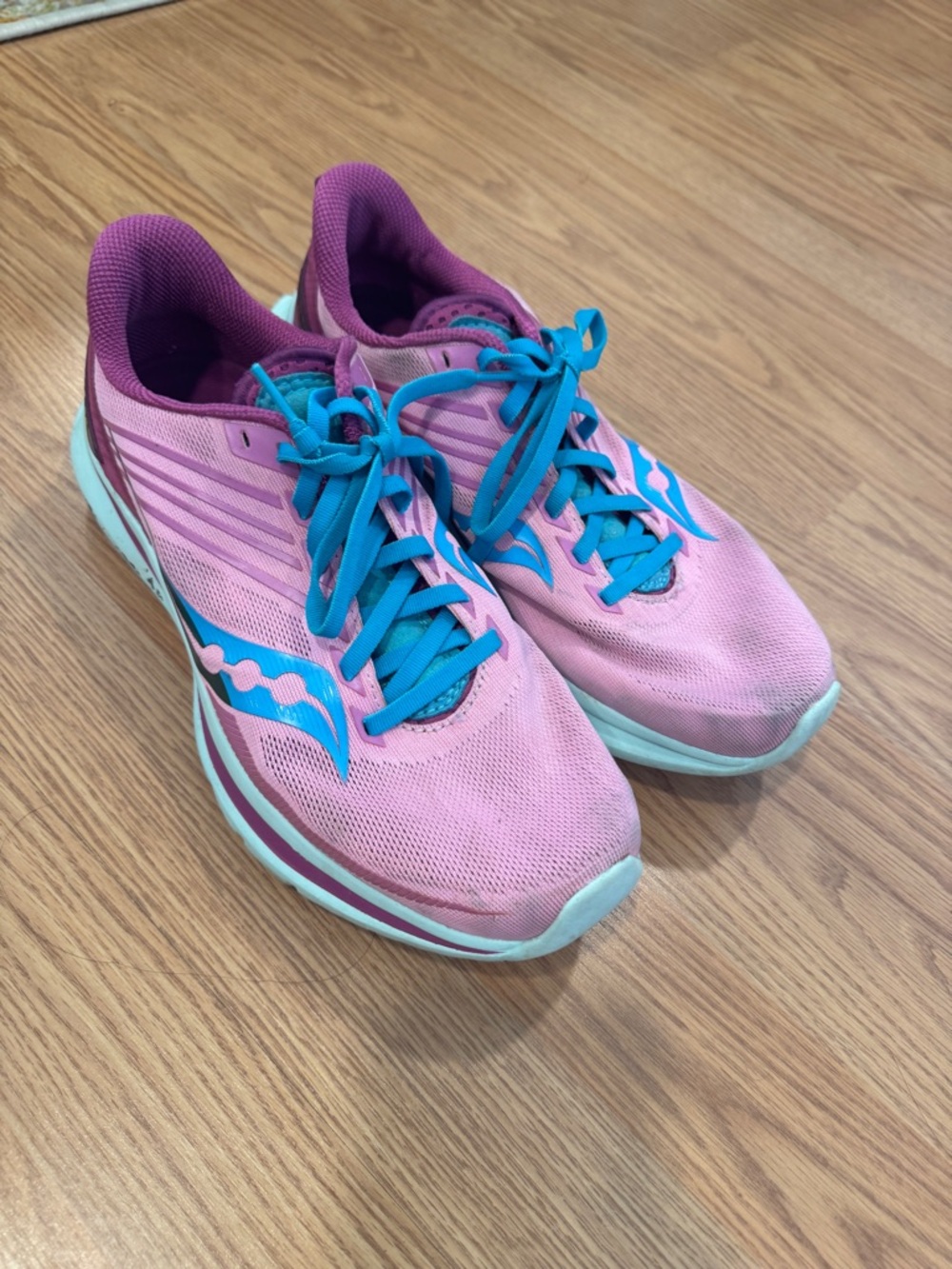 Saucony Pink and Teal Women's Athletic Running Shoes